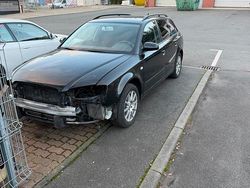 Schwarz Gebraucht 2006 Audi A4 Kombi | 2.000 € (Superpreis)