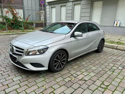 Silber Gebraucht 2012 Mercedes A180 Limousine | 10.000 € (Guter Preis)