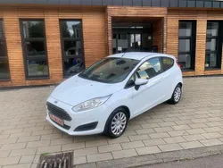 Weiß Gebraucht 2015 Ford Fiesta Trend Kleinwagen | 5.300 € (Fairer Preis)
