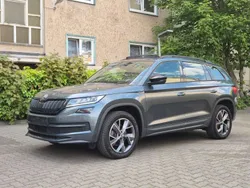 Grau Gebraucht 2020 Skoda Kodiaq SportLine SUV | 27.000 € (Fairer Preis)