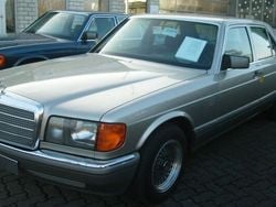 Beige Gebraucht 1988 Mercedes S260 Limousine | 8.000 €