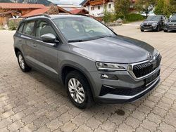 Grau Gebraucht 2025 Skoda Karoq Joy SUV | 28.900 € (Superpreis)