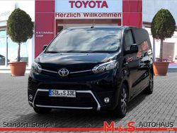 Graphitschwarz Gebraucht 2023 Toyota Proace Verso Team Kombi | 47.930 €