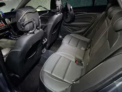 Grau Gebraucht 2017 Opel Insignia Business Kombi | 13.800 € (Etwas zu teuer)