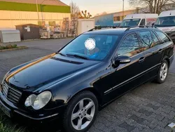 Schwarz Gebraucht 2005 Mercedes C220 Avantgarde Kombi | 2.000 € (Guter Preis)