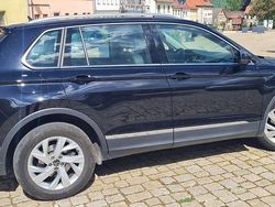 Schwarz Gebraucht 2022 VW Tiguan SUV | 32.000 € (Fairer Preis)