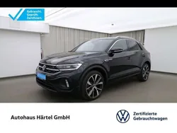 Deep black perleffekt, pearl effect Gebraucht 2024 VW T-Roc R-line SUV | 36.700 € (Etwas zu teuer)