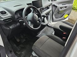 Weiß Gebraucht 2020 Citroën Berlingo PureTech Van / Kleinbus | 15.500 € (Fairer Preis)