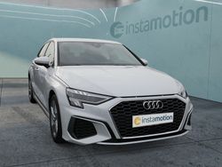 Weiß Gebraucht 2023 Audi A3 Sportback S-Line Kleinwagen | 31.840 € (Fairer Preis)