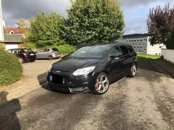 Schwarz Gebraucht 2012 Ford Focus ST Kombi | 11.800 € (Etwas zu teuer)