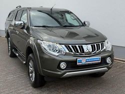 Grün Gebraucht 2017 Mitsubishi L200 Top Abholung | 19.979 € (Fairer Preis)