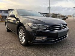 Deep black perleffekt Gebraucht 2021 VW Passat Business Kombi | 16.400 € (Guter Preis)