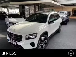 Weiss Gebraucht 2025 Mercedes GLB220 Night SUV | 50.500 € (Guter Preis)