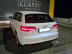 Weiß Gebraucht 2016 Audi A3 Comfort Limousine | 11.950 € (Superpreis)