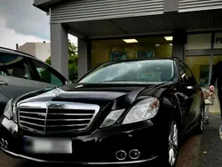 Braun Gebraucht 2009 Mercedes E350 Limousine | 10.250 € (Fairer Preis)