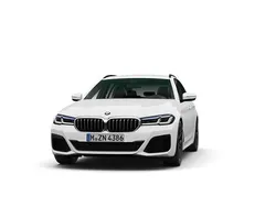 Gebraucht 2025 BMW 530 Shadowline Kombi | 43.890 € (Guter Preis)