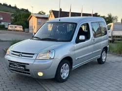 Grau Gebraucht 2005 Citroën Berlingo Van / Kleinbus | 3.350 € (Teuer)