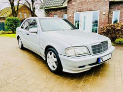 Silber Gebraucht 1999 Mercedes C180 Limousine | 6.999 € (Teuer)
