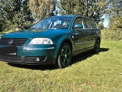 Grün Gebraucht 2001 VW Passat Kombi | 4.600 €