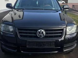 Schwarz Gebraucht 2006 VW Touareg SUV | 6.000 € (Etwas zu teuer)