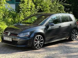 Grau Gebraucht 2014 VW Golf VII GTI Limousine | 14.500 €