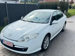 Weiß Gebraucht 2008 Renault Laguna III Limousine | 3.450 € (Fairer Preis)