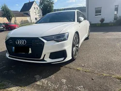 Weiß Gebraucht 2020 Audi A6 Kombi | 42.000 €
