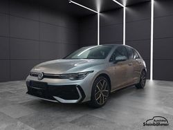 Oyster silver (silber) Gebraucht 2024 VW Golf VIII R-line Limousine | 43.193 €