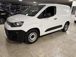 Weiss Gebraucht 2021 Citroën Berlingo Van / Kleinbus | 9.999 € (Guter Preis)