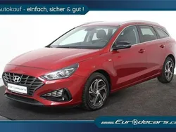 Rot Gebraucht 2022 Hyundai i30 Kombi | 17.850 € (Fairer Preis)