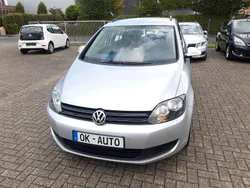 Silber Gebraucht 2009 VW Golf Plus Cross Comfortline Van / Kleinbus | 4.990 € (Fairer Preis)