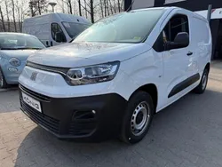 Weiß Gebraucht 2022 Fiat Doblò Van / Kleinbus | 17.181 € (Fairer Preis)