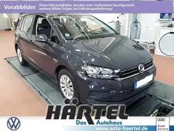 Uranograu (grey), solid Gebraucht 2018 VW Golf VII Trendline Limousine | 11.900 € (Guter Preis)