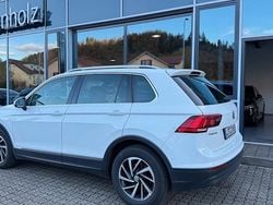 Weiß Gebraucht 2018 VW Tiguan SUV | 17.900 € (Guter Preis)