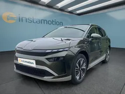 Grün Gebraucht 2025 Skoda Enyaq iV Loft SUV | 40.449 € (Fairer Preis)