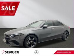 Grau Gebraucht 2024 Mercedes A200 Progressive Limousine | 30.880 € (Etwas zu teuer)