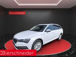 Graphitegrau metallic Gebraucht 2024 Skoda Superb Style Kombi | 33.990 €