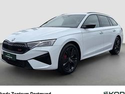 Weiß Neu 2025 Skoda Octavia RS Kombi | 40.739 € (Guter Preis)
