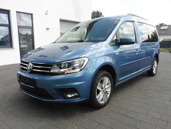 Blau Gebraucht 2016 VW Caddy Maxi Comfortline Van / Kleinbus | 17.290 € (Fairer Preis)