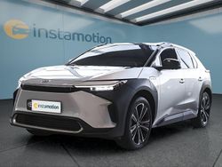 Silber Gebraucht 2022 Toyota bZ4X SUV | 35.699 € (Fairer Preis)