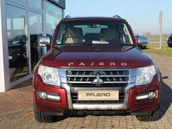 Mediumrot Gebraucht 2016 Mitsubishi Pajero Top SUV | 16.900 € (Fairer Preis)
