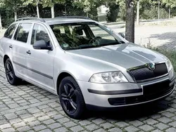 Silber Gebraucht 2013 Skoda Octavia Kombi | 5.200 € (Guter Preis)