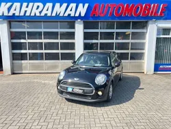 Schwarz Gebraucht 2015 Mini ONE Kleinwagen | 11.999 € (Etwas zu teuer)
