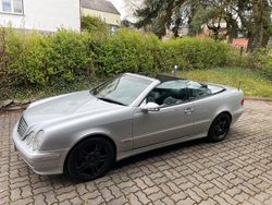 Silber Gebraucht 1999 Mercedes CLK230 Cabrio | 2.999 € (Guter Preis)