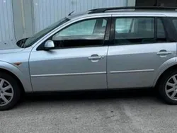 Silber Gebraucht 2003 Ford Mondeo Kombi | 990 € (Guter Preis)