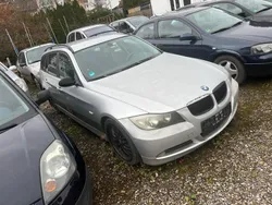 Grau Gebraucht 2005 BMW 320 Kombi | 1.499 € (Guter Preis)