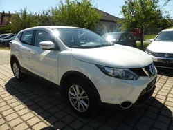 Weiß Gebraucht 2016 Nissan Qashqai Acenta SUV | 13.690 € (Fairer Preis)