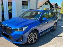 Blau Gebraucht 2023 BMW iX1 Sport Line SUV | 40.300 € (Superpreis)
