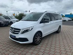 Weiß Gebraucht 2022 Mercedes V300 Night Van / Kleinbus | 47.300 € (Superpreis)