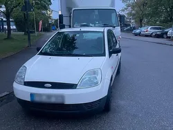 Weiß Gebraucht 2004 Ford Fiesta Kleinwagen | 450 € (Guter Preis)